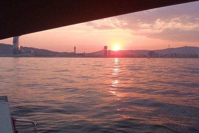 2-Hour Sailing Tour in Barcelona with Open Bar & Snacks - Open Bar, Snacks, and the Mood on Board