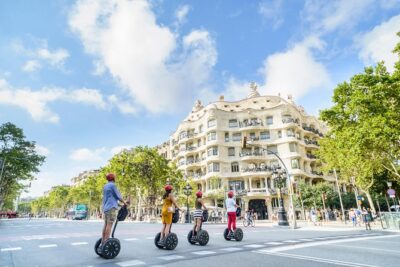 2,5h Barcelona Gaudí Segway Tour - Meeting in Sants-Montjuïc: starting near Avinguda del Paral·lel
