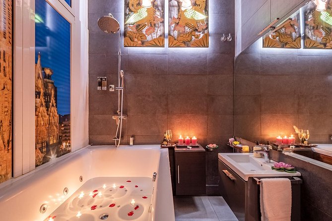 30 min Couple Massage and 30 min Floral Bath at THAI SPA MASSAGE - Getting there and making the most of your visit