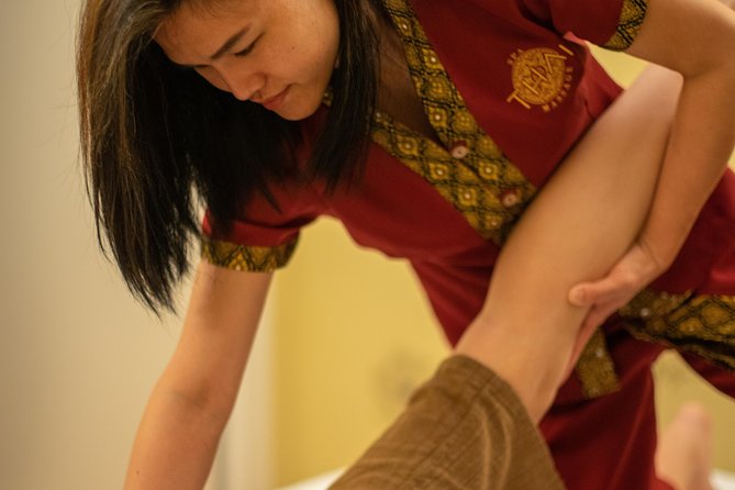 60 min Foot and Leg Massage at THAI SPA MASSAGE BARCELONA - Thai Foot and Leg Massage on Passeig de Gràcia: the vibe in 60 minutes