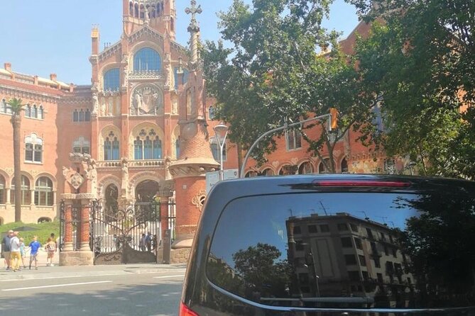 8-Hour Barcelona Private Tour - Beyond Gaudí: Casa Vicens, Pedralbes, and the calmer side of Barcelona