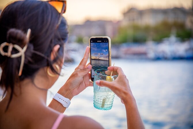A 2 hours Local Tapas and sailing adventure in Barcelona - Port Views First: Getting Your Bearings Fast