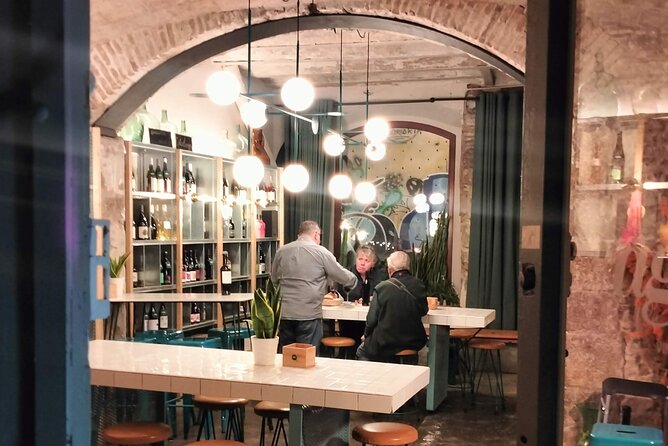 A Taste of Catalan Elegance: Private Wine Tasting in Barcelona - What You Learn Without Feeling Like a Class