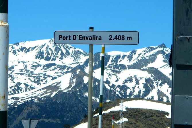Andorra, France and Spain Day Tour with 2 Guides and Hotel Pickup - Why this Andorra-France-Spain day trip feels like a real road trip