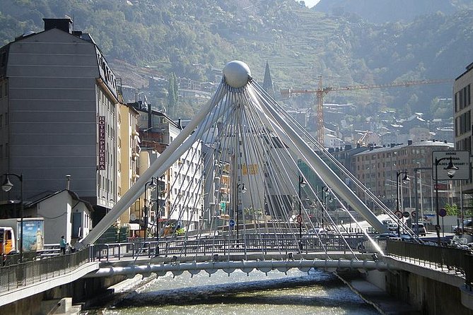 Andorra Private Tour from Barcelona with hotel pick up & drop off - Lago de Engolasters and Sant Miquel d’Engolasters: A Nature Pause at Elevation