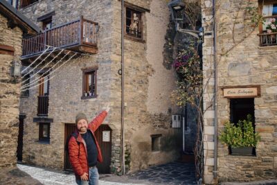 Andorra Small Group Tour From Barcelona - Small-Group Comfort: Private Air-Conditioned Vehicle and Antonio Falcon