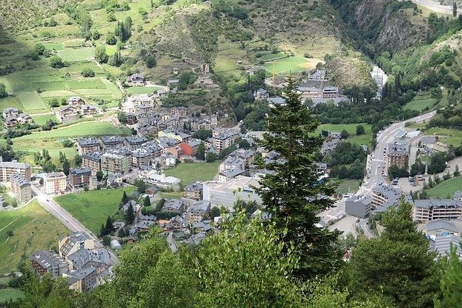 Andorra Tour - Ski-resort scenery and architecture: why the road feels like part of the visit