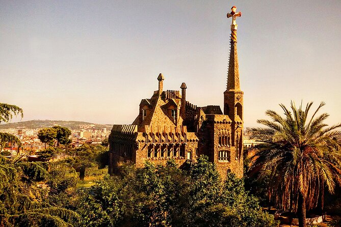 Antoni Gaudí's Torre Bellesguard: A treasure to discover - The Smoking room: quiet atmosphere, strong character