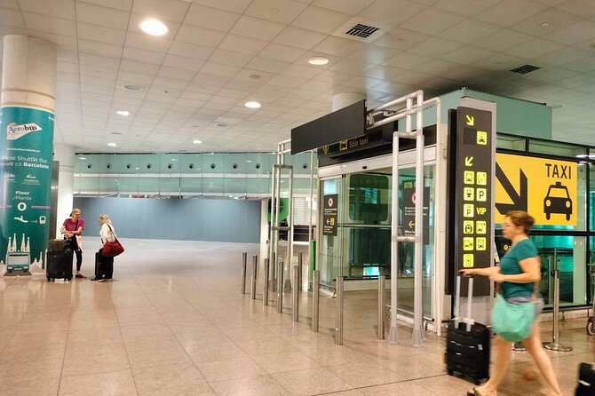 Arrival Barcelona Airport Private Transfer - The ride itself: comfort, A/C, and what “private” means