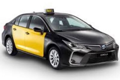 Arrival Barcelona Airport Private Transfer - Finding your driver at El Prat: name card and the arrival-hall setup