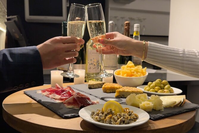 Authentic Flamenco Show Barcelona : Intimate Casa Sors Experience - Optional Tapas and Cocktails: Food That Fits the Flow of the Night