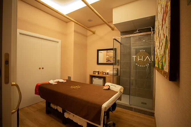 Balinese massage with essential oils 60 min at THAI MASSAGE ALURA - Thai Spa Massage Alura in Les Corts: a low-stress Barcelona reset