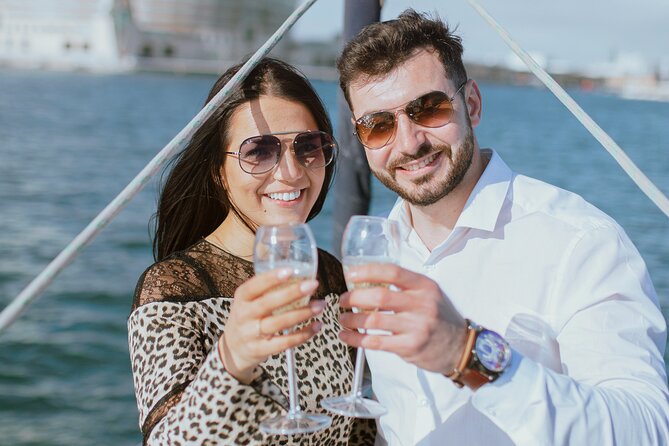 Barcelona 1-hour Boat Trip with Cava and Snacks - Weather and the one-hour reality check