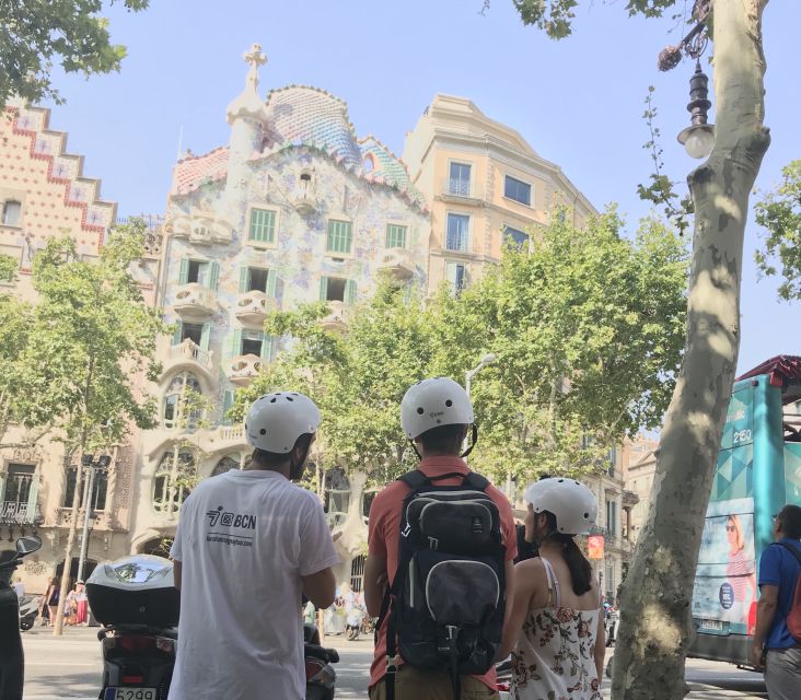 Barcelona: 2.5-Hour Gaudí Segway Tour - La Monumental: a quick architecture break with real city context