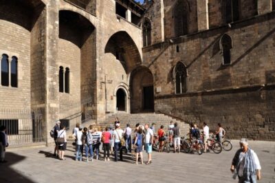 Barcelona 2-Hour Gothic Walking Tour - Meeting at Plaça Seu and starting without getting lost