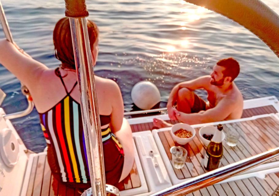 Barcelona 2 hour Mediterranean Sailing with Snacks & Drinks - The full 2-hour flow: what you’re doing during each block of time