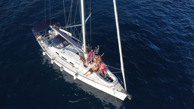 Barcelona 2h private sailing tour with local Skipper - Finding Port Olímpic and your mooring at sea level