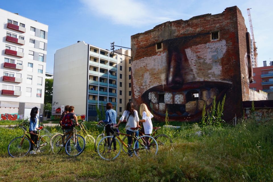 Barcelona: 3.5-Hour Street Art Tour by Bamboo Bike - Who this tour fits best (and who might want another plan)