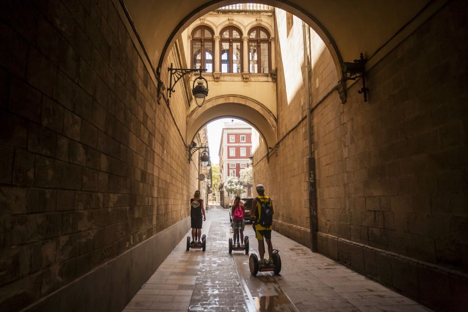 Barcelona: 3-Hour Segway Sightseeing Tour - Columbus Monument and the Port Vell approach: switching from medieval to maritime
