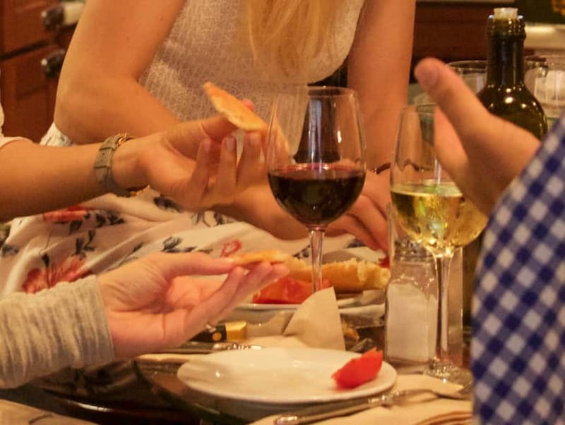 Barcelona: 3-Hour Sips, Sites & Bites Food & History Tour - Barcelona in 3 Hours: Why This Sips, Sites & Bites Route Works
