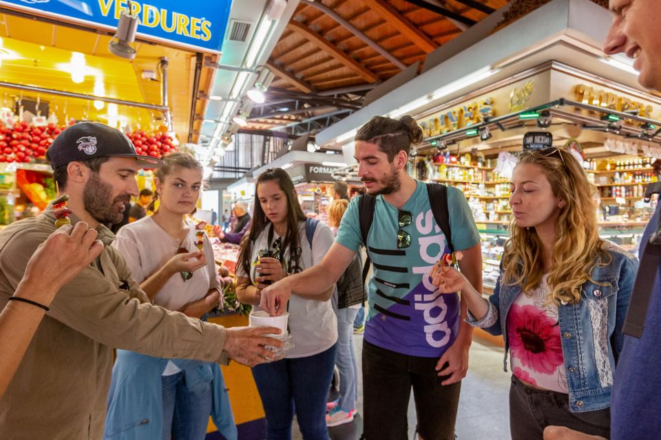 Barcelona: 4-Hour Small Group Bike Tour - Key highlights you’ll actually feel on this bike tour