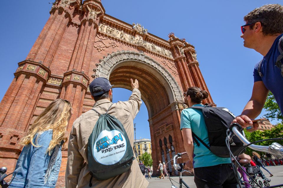 Barcelona: 4-Hour Small Group Bike Tour - Beaches and parks when the day turns sunny