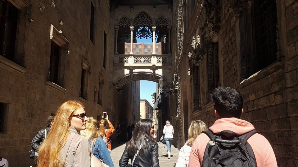 Barcelona: 4-Hour Tapas Evening Tour and Flamenco Show - Timing, pace, and comfort: the logistics that matter in real life
