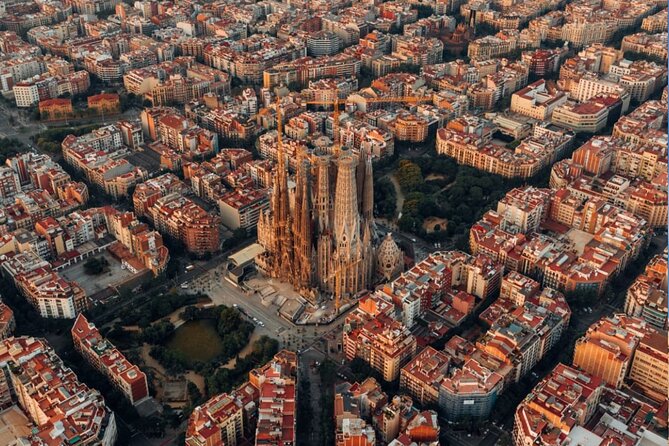 Barcelona Airport (BCN) Private Transfer to Barcelona City/Hotels - Why a private BCN transfer makes sense on day one