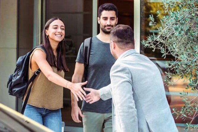 Barcelona Airport Departure Transfers - Door-to-Door to BCN Without the Taxi Tango