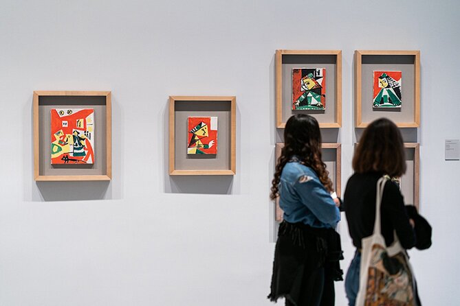 Barcelona and Picasso Museum Tour - Priority entry to the Picasso Museum: what the reserved spot really buys you