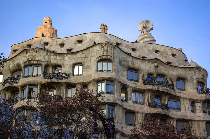 Barcelona Architecture Walking Tour With Casa Batlló Upgrade - La Mansana de la Discordia: learning the names behind the buildings