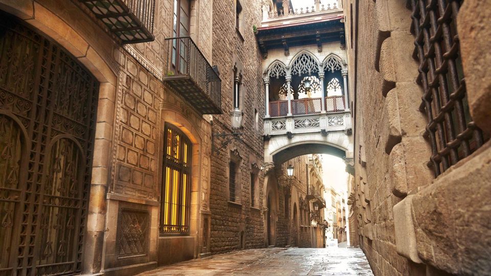 Barcelona Audioguide - TravelMate app for your smartphone - Who This Audioguide Fits Best (And Who Should Skip It)