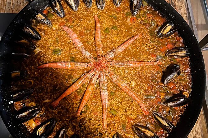 Barcelona Authentic Paella and Sangria Cooking Class - Welcome Cava and Ingredient Brief: How the Class Sets Expectations