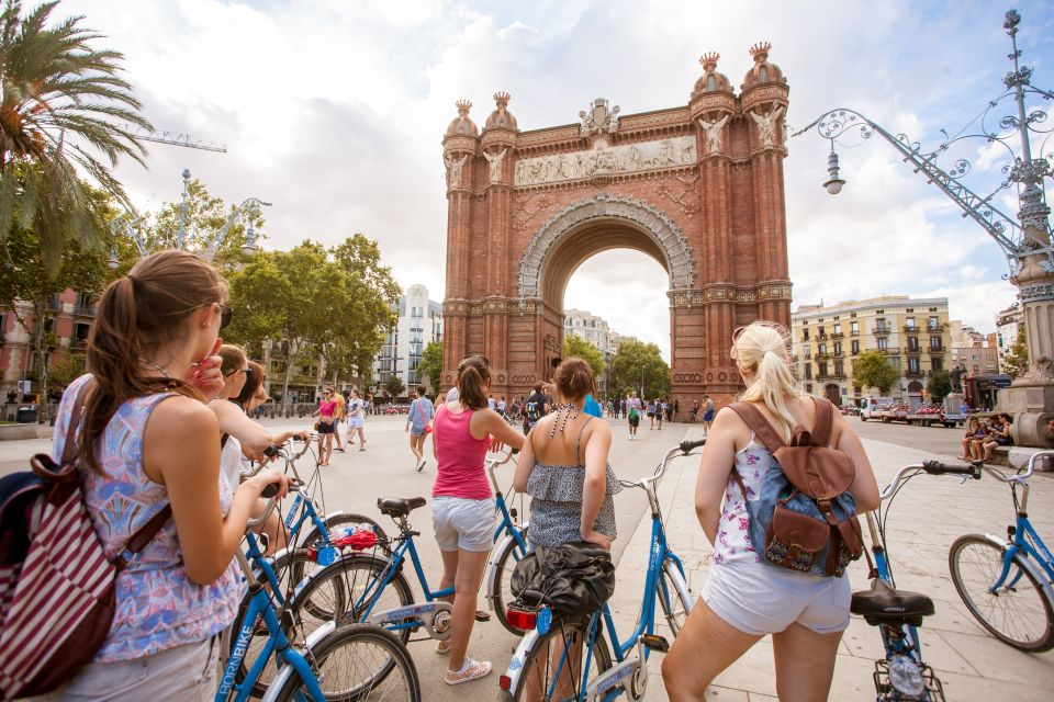 Barcelona Beach 3-Hour Bike Tour - Meeting Point in the Born Quarter: How to Get There Smoothly