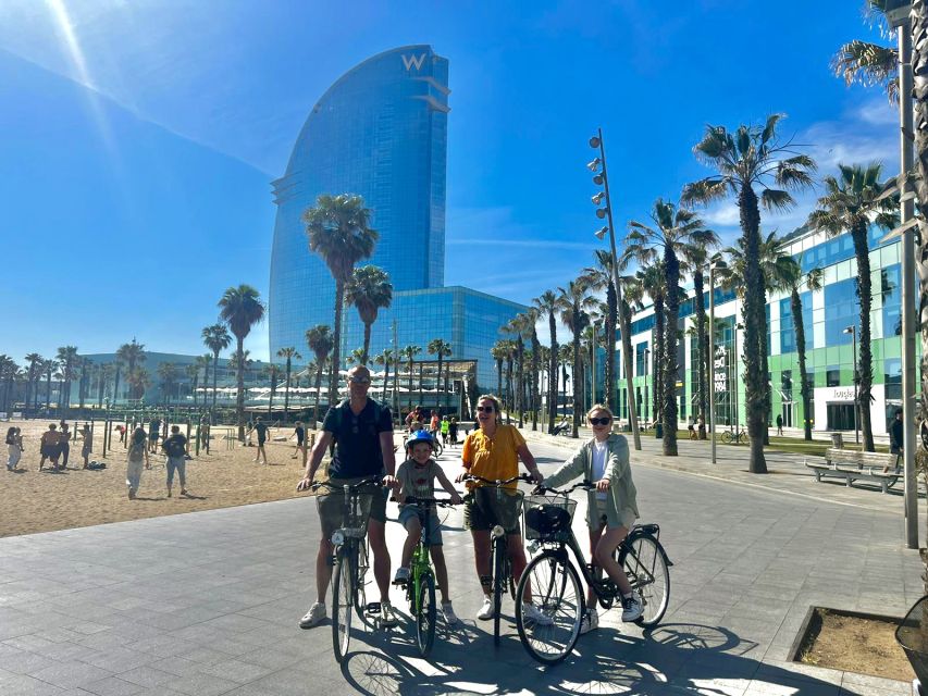Barcelona: beach E-bike or E-Scooter Tour - From the sea to W Barcelona: Barceloneta beachfront views
