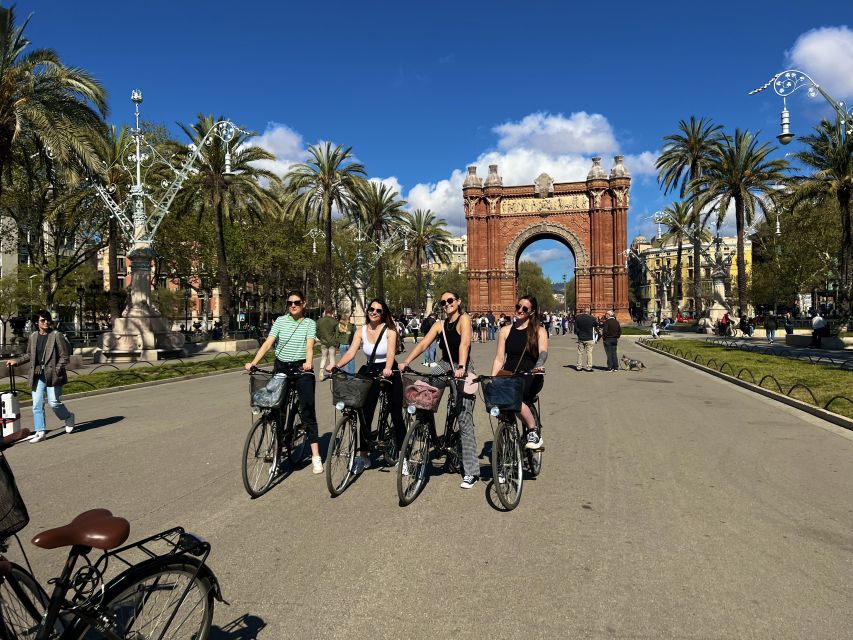 Barcelona: beach E-bike or E-Scooter Tour - Vehicle choice, pace, and what you’re really paying for