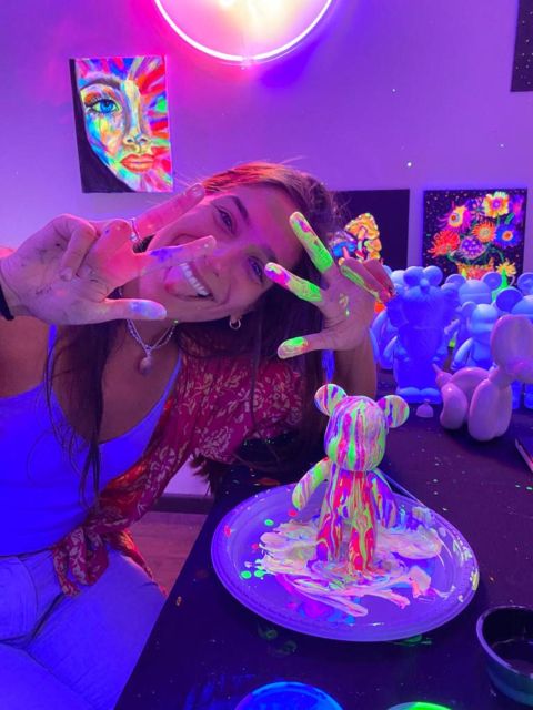 Barcelona: Bear-brick Fluorescent Painting | Wine and Art - Key highlights to know before you go