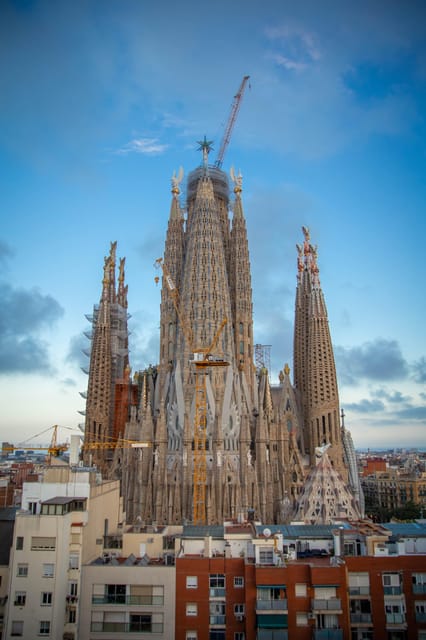 Barcelona: Best of Sagrada Familia Private Tour - The 1.5-hour itinerary: what happens, in order
