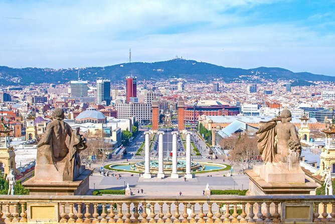 Barcelona Best Views: Old Town and Montjuic Castle Private Tour - Montjuïc Castle private tour: fortress walls and political dungeons