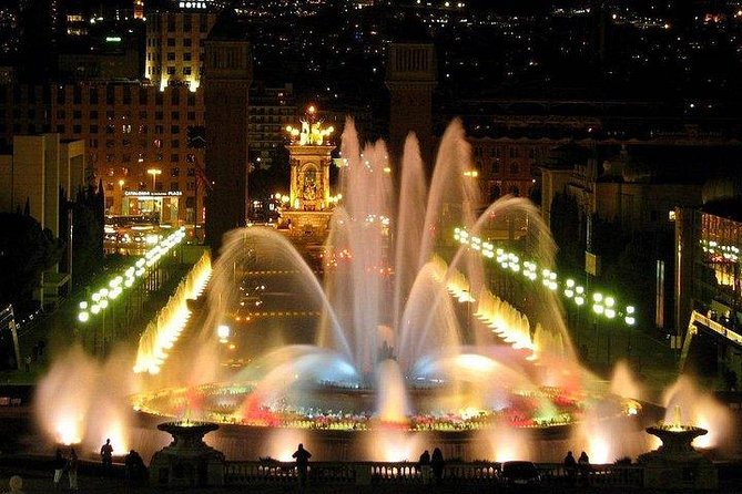 Barcelona Best Views: Old Town and Montjuic Castle Private Tour - Tower viewpoints with 360-degree clarity