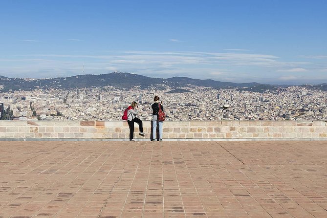 Barcelona Best Views: Old Town, Cable Car and Montjuic Castle - Tapas and Wine or Beer: A Scheduled Break You’ll Actually Enjoy