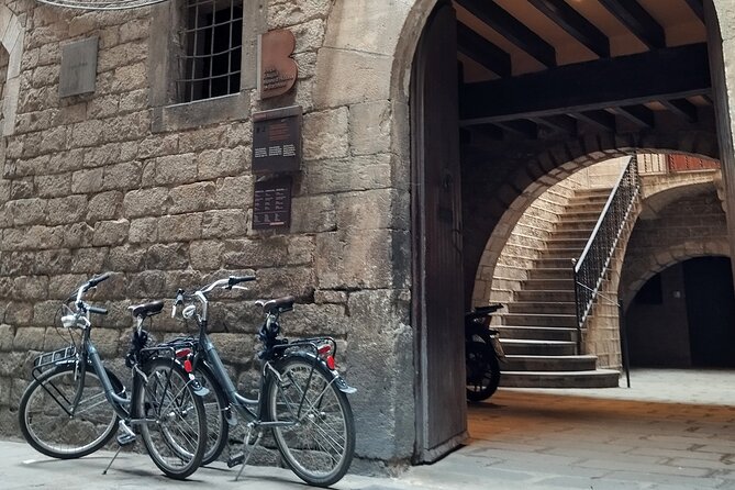 Barcelona Bike And Food Experience - Barceloneta ending: paella and sangria by the sea