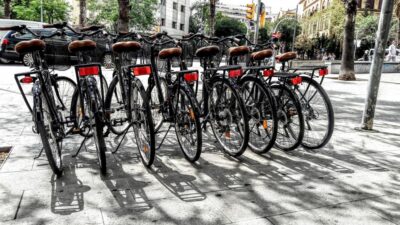 Barcelona: Bike Rental with Delivery and Pickup - Classic bike or e-bike: how to choose for Barcelona’s hills