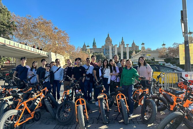 Barcelona bike tour with French guide 20-ТOP, bike/eBike - Neptuno Fountain near Plaza Sonia Rescalvo Zafra: baroque in the middle