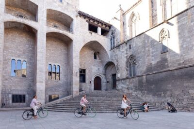Barcelona Bike Tour: Your First Time Highlights with Locals - From Plaça de Sant Jaume to the Cathedral Area