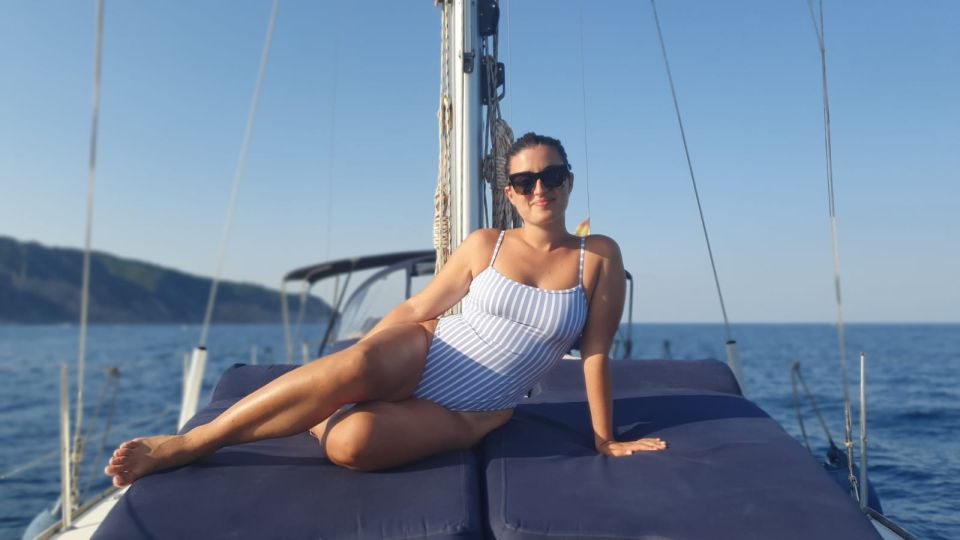 Barcelona: Boat trip with cava in amazing sailboat - Olympic Port angles and the coast’s calmer side