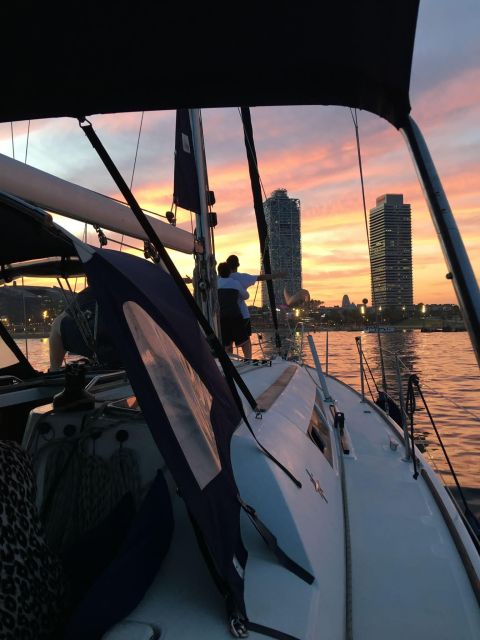 Barcelona: Boat trip with cava in amazing sailboat - Price and value: what $58 really buys you