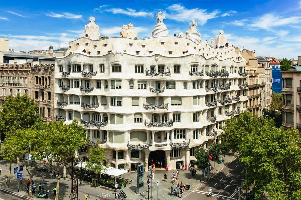 Barcelona: Casa Milà Early-Morning Access Guided Tour - Key highlights to know before you go