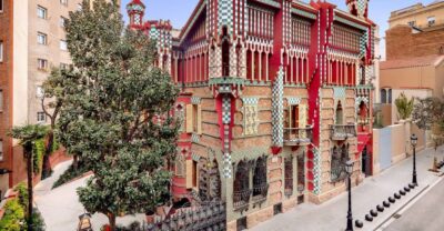 Barcelona: Casa Vicens, Pedrera, and Casa Batlló Guided Tour - Starting Outside Casa Vicens: The Hunt Begins in Gràcia