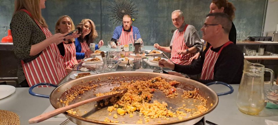Barcelona: Catalan Paella Cooking Class - Catalan arrossada: what makes this paella lesson special
